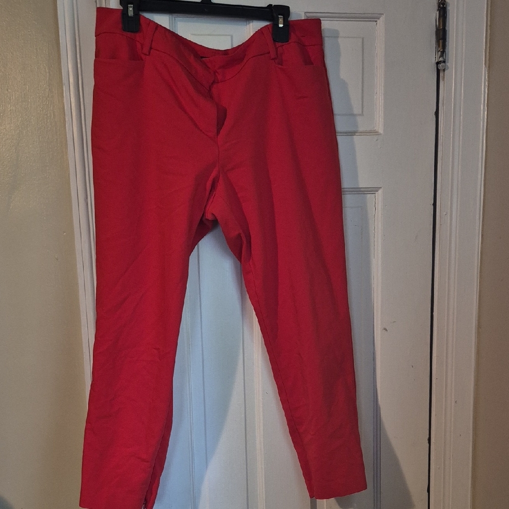 Women Red Ankle Pants